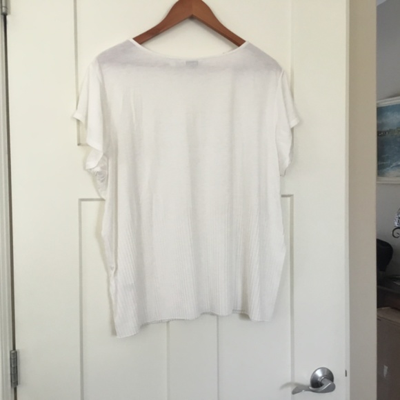 Plus size crinkled tee size 2x - Picture 2 of 6